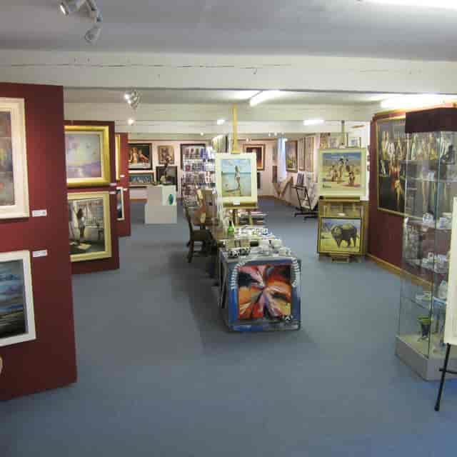The Good Earth Gallery - image 3