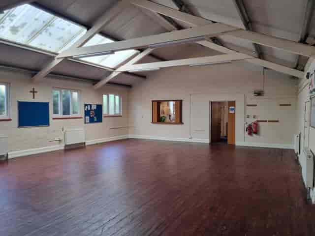 Teddington Baptist Church - image 2