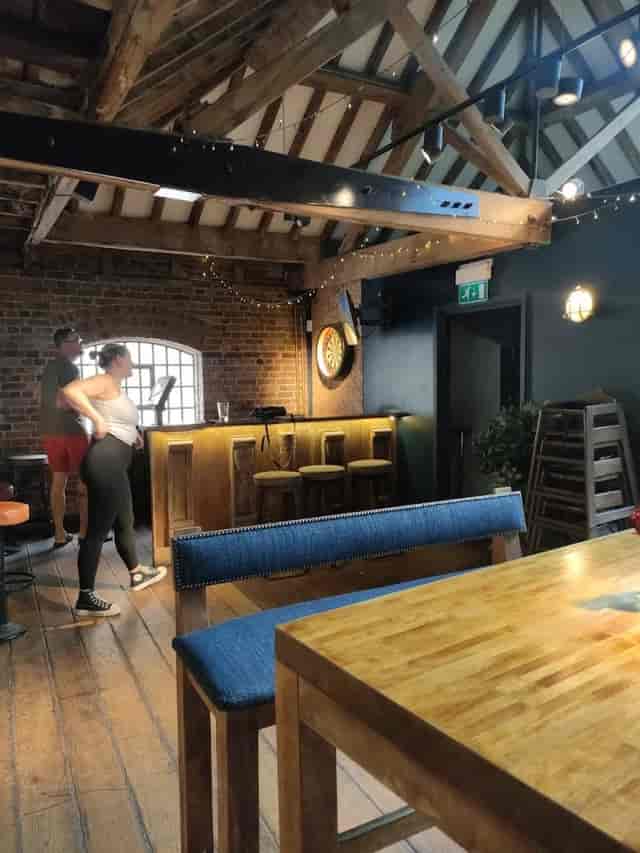Wapping Tavern - image 3