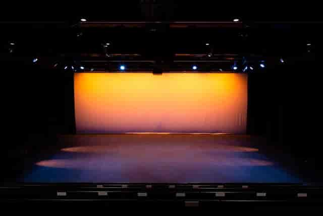 Royal Academy of Dance - image 2