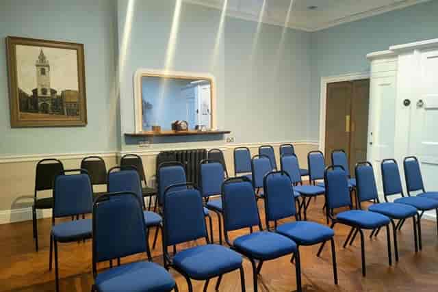 St James Garlickhythe - image 3