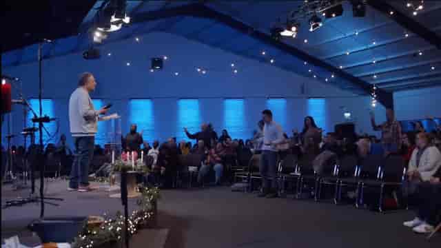 St Luke's Watford - image 2