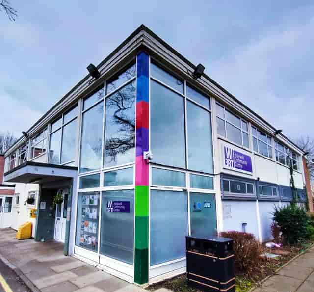 Holywell Community Centre - image 3