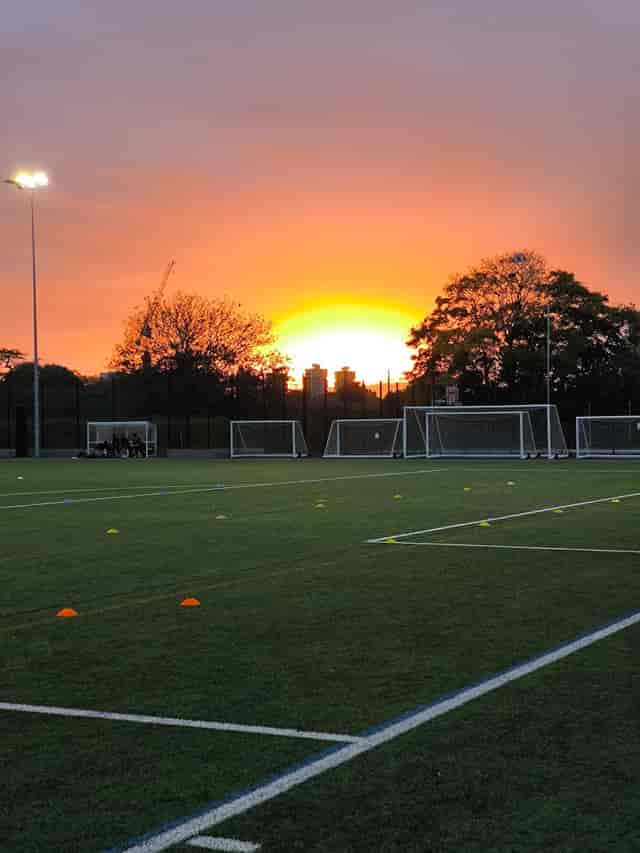 Burgess Park Sports Centre - image 2