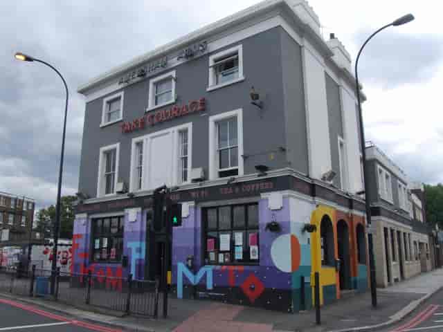 Amersham Arms - image 3