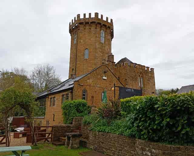 The Castle at Edgehill - image 2