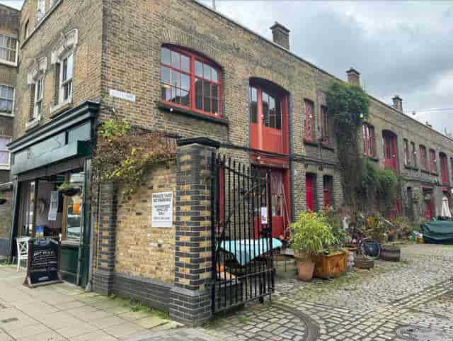 The Electric Elephant Cafe - image 3