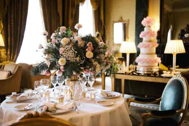 Carlton Club - image 2
