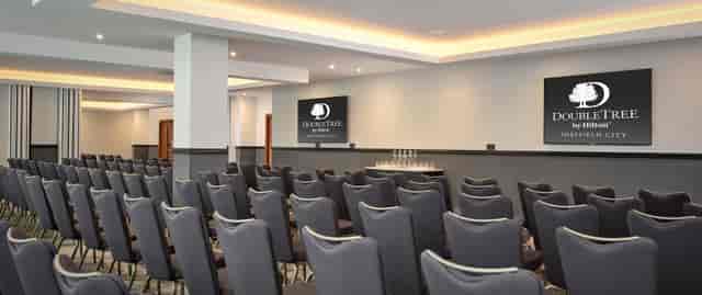 DoubleTree by Hilton Sheffield City - image 2