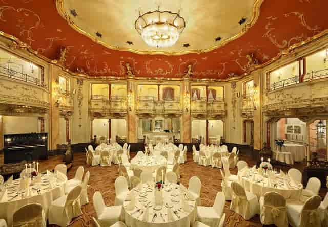 Grandior Hotel Prague - image 3