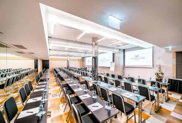 Grandium Hotel Prague - image 3