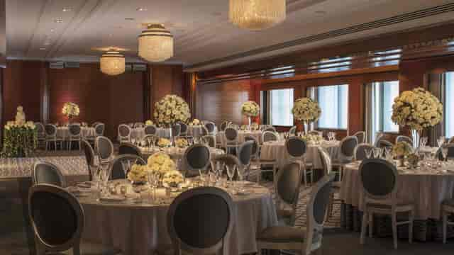 Four Seasons Park Lane - image 2