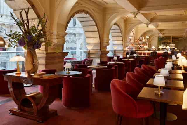 Royal Cocktail Exchange - image 3