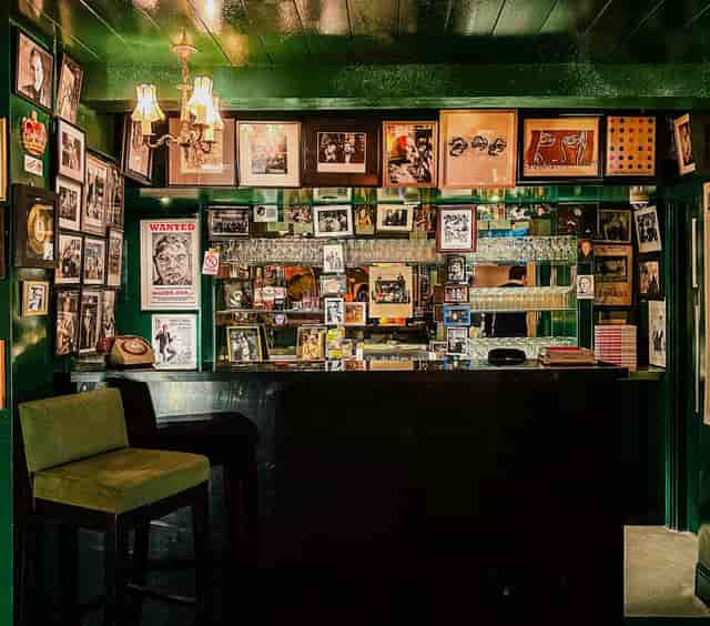The Colony Room Green - image 3