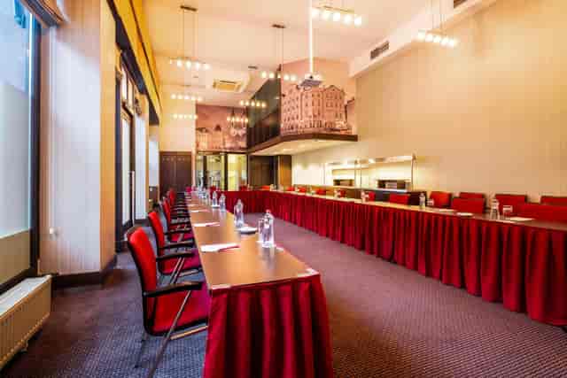Grandior Hotel Prague - image 2