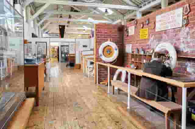 Boathouse 7