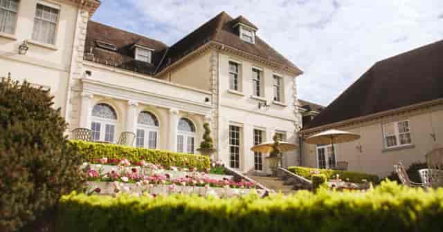 Brockencote Hall Hotel - image 3
