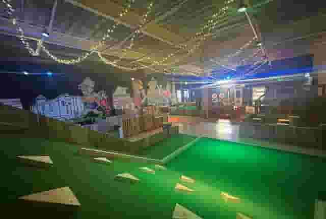 No Name Bar & Games