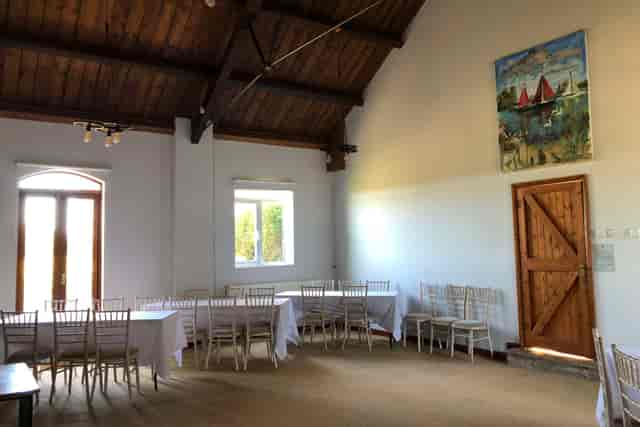 Hall Farm Cottages - image 2