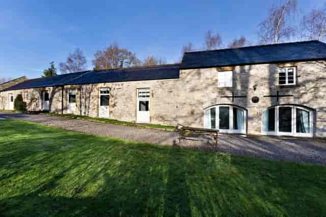 Rowdale Barns - image 2