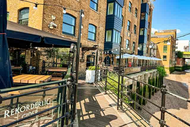 The Old Thameside Inn - image 3
