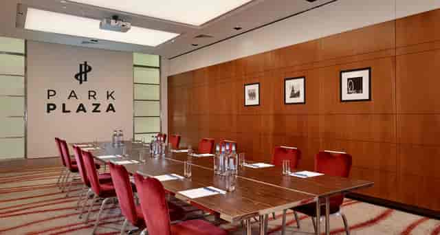 Park Plaza Victoria London - image 3