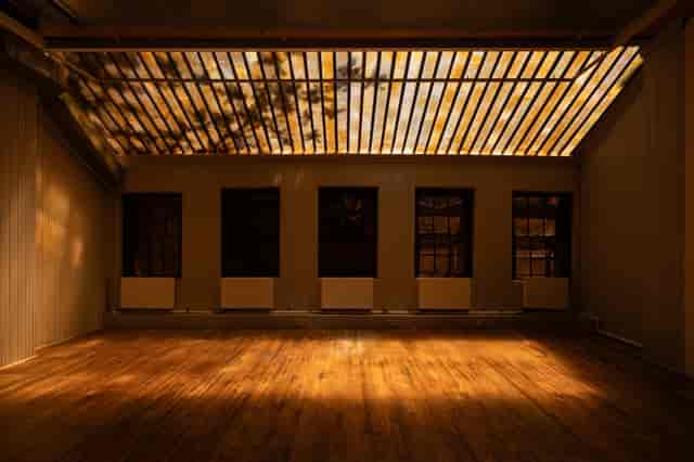 YveYANG Gallery - image 3