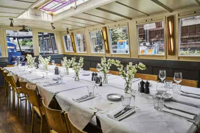 Lotus Chinese Floating Restaurant - image 2