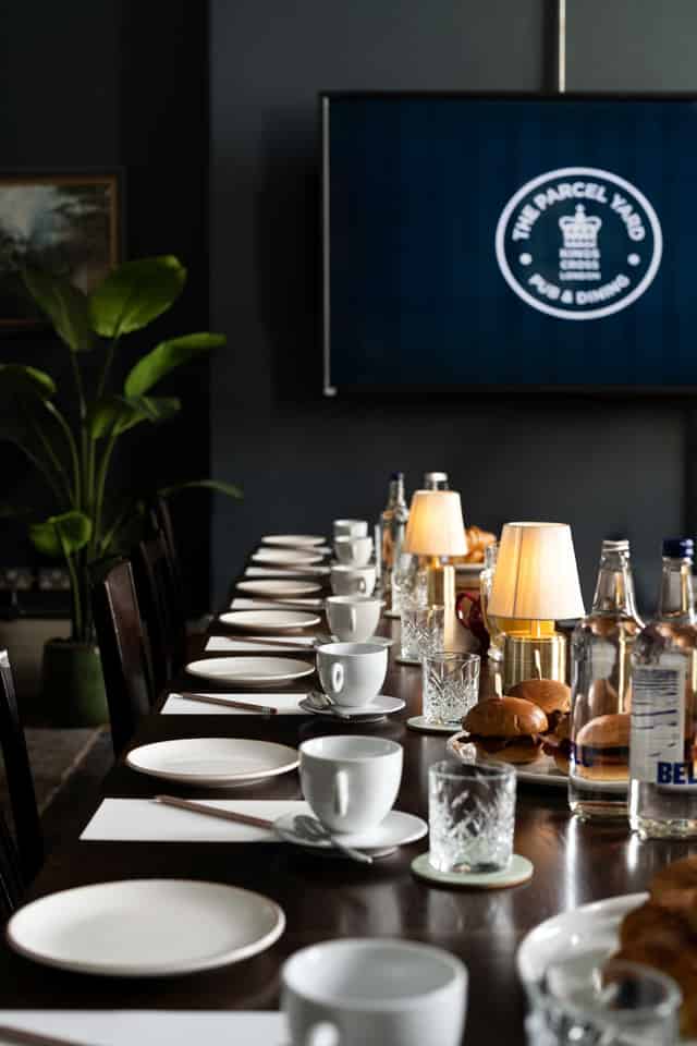 First Class Lounge