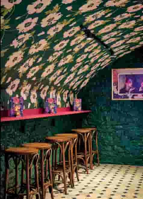 Green Rose Room