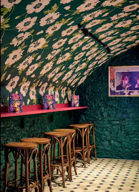 Green Rose Room