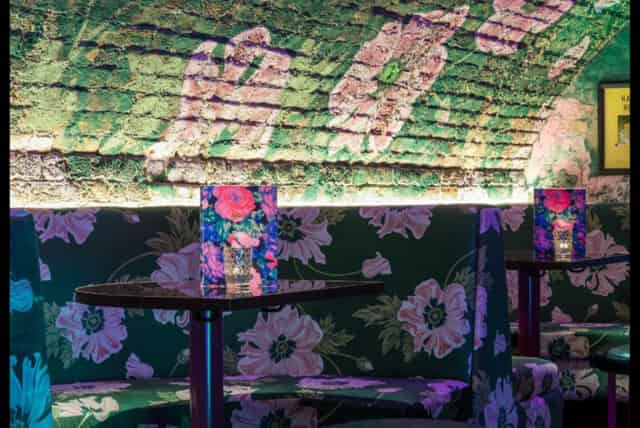 Green Rose Room