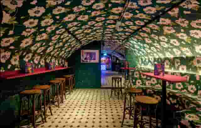 Green Rose Room