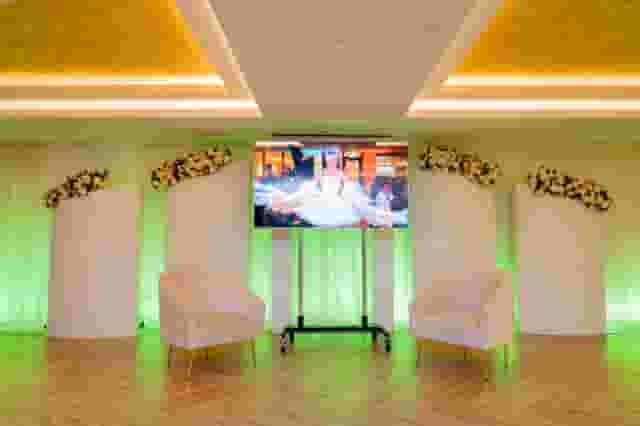 Diwan Suite