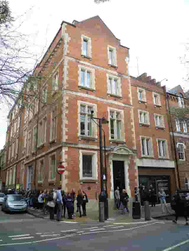 24 Endell Street