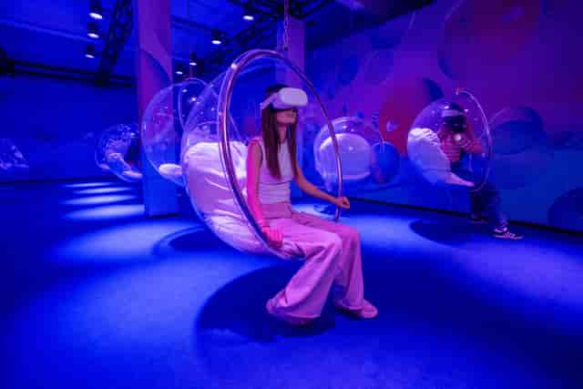 VR immersive gallery activation with lounge furniture for corporate events and brand experiences.