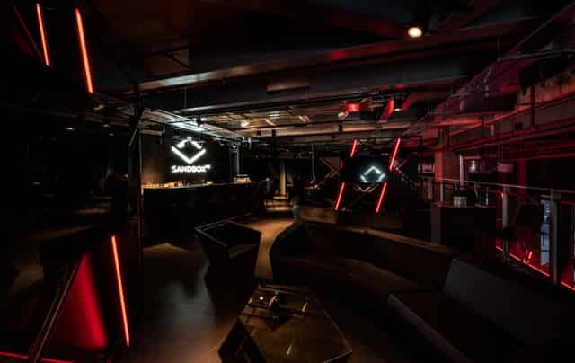 Mezzanine Level - Social Space