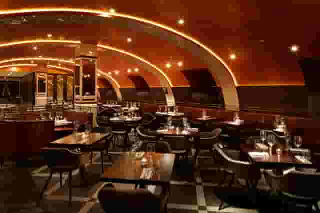 Banquette Dining 