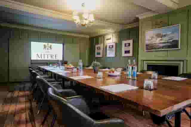 The Mitre Hotel, Hampton Court