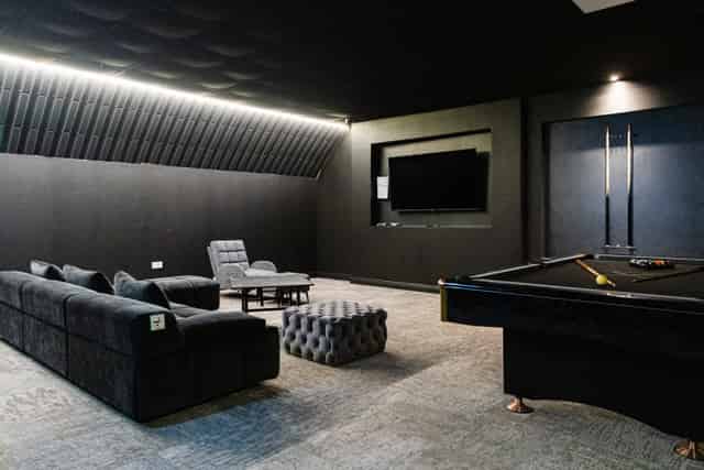 Dark Knight Suite