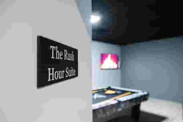 Rush Hour Suite