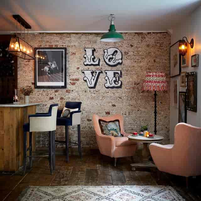 Private Room at Art Play Shoreditch: eclectic lounge space for intimate networking events.