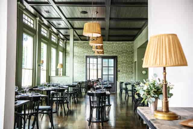 St. Leonard’s Main Hall: Sophisticated venue for corporate luncheons and private dinners.