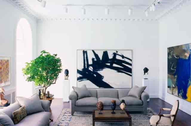 Minimalist VIP green room at The Mill, ideal for executive meetings and corporate event breakout.