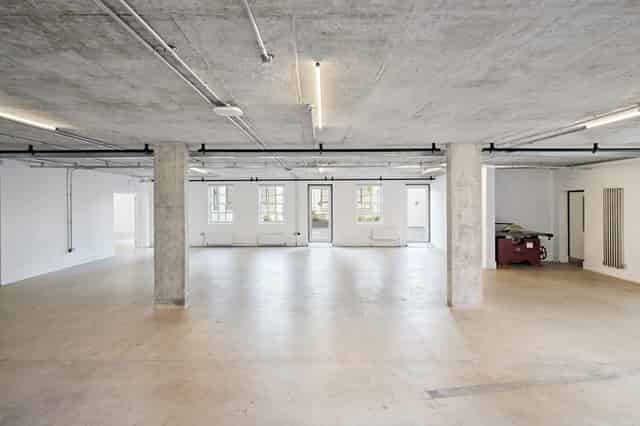 Add on: Studio 6 + The Courtyard