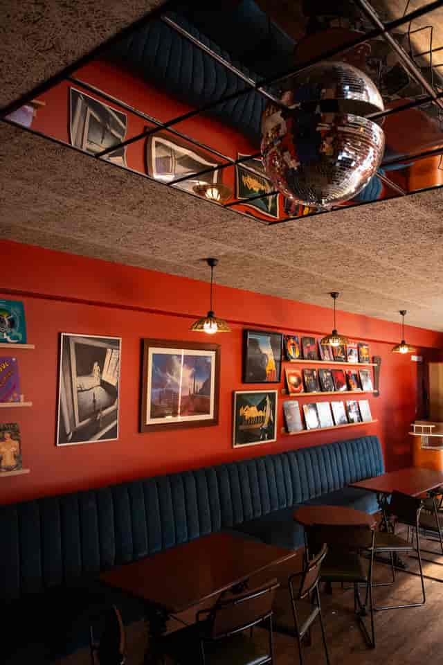The Leylow at William the Fourth: bold breakout space for networking and creative brainstorming.