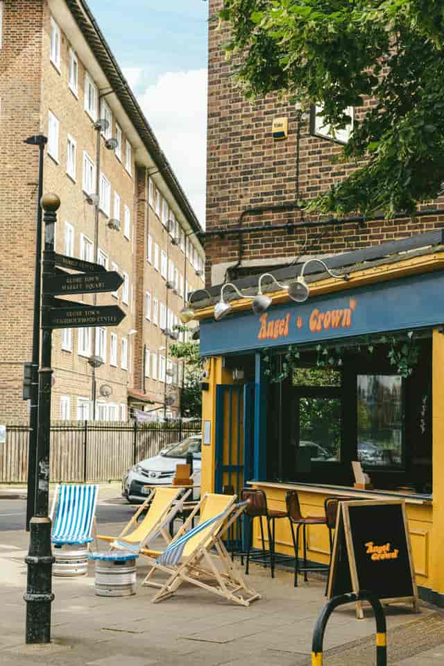 Angel & Crown venue for casual networking and team-building events.