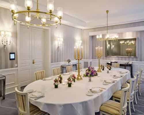 Private Salon