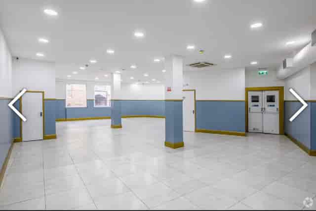Wimbledon Sports Hall: Neutral event space for pop-up retail and workshops.