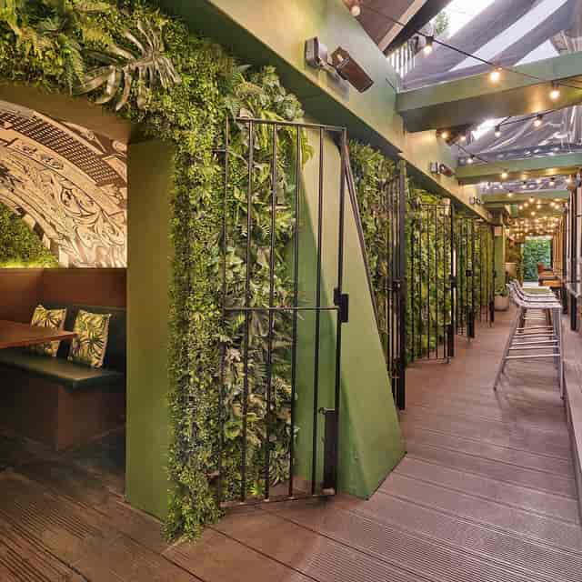 Biophilic Leaf & Cane venue for intimate networking and breakout meetings.